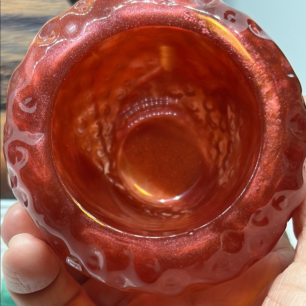 Elegant Red Resin Strawberry Jar - Picture 10 of 12